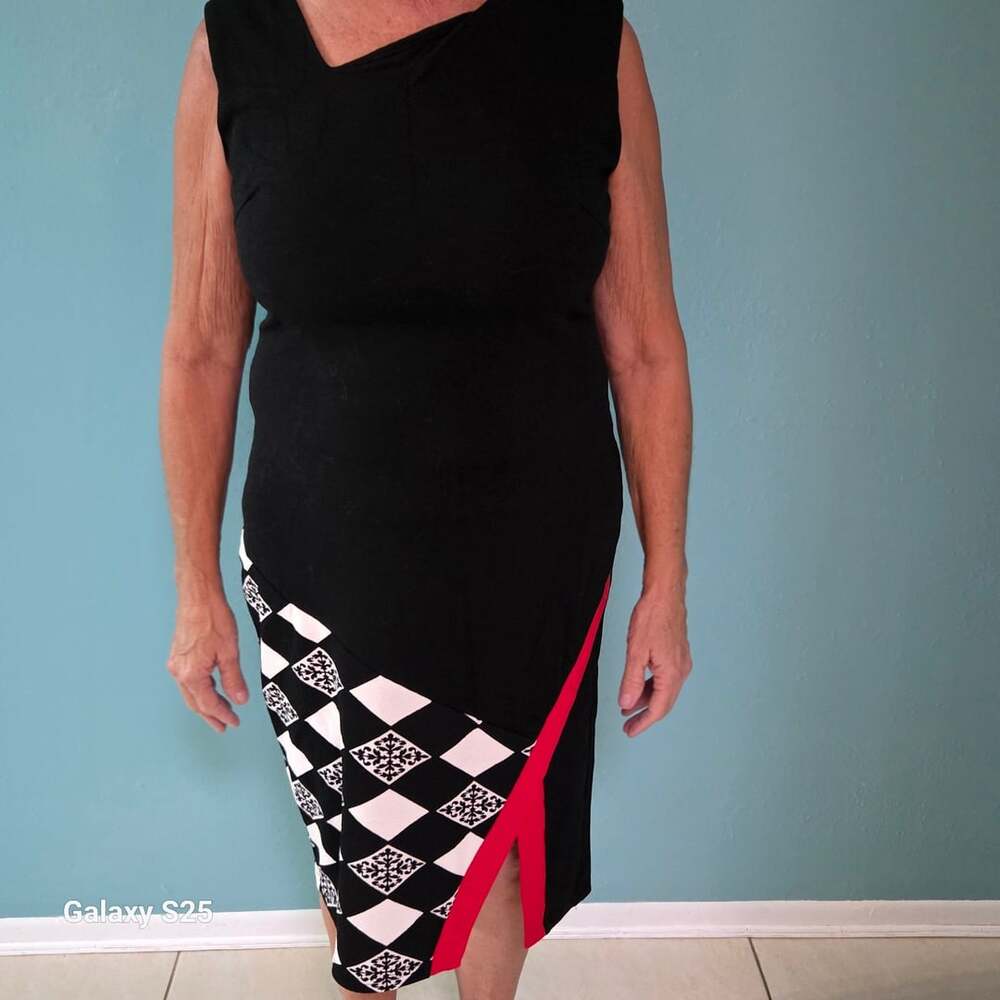 Homeyee Black Red Diamond Floral Sheath Wiggle Dress